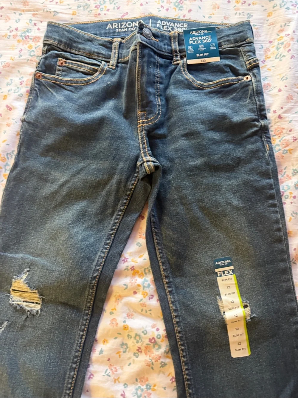 Arizona Jean Company Distressed Kids Jeans    Slim Fit 12